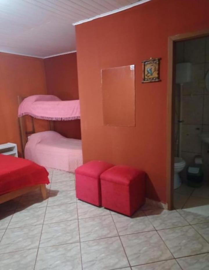 Hotel Y Residencial Amigos Пуерто-Іґуасу Екстер'єр фото
