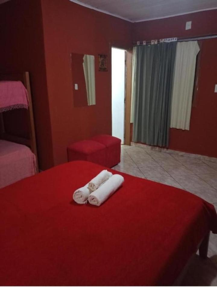 Hotel Y Residencial Amigos Пуерто-Іґуасу Екстер'єр фото